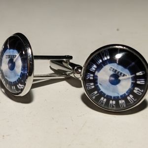 Speedometer men's cuff links